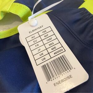 New never used sports bra.